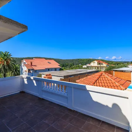 Pavilion Apartament *